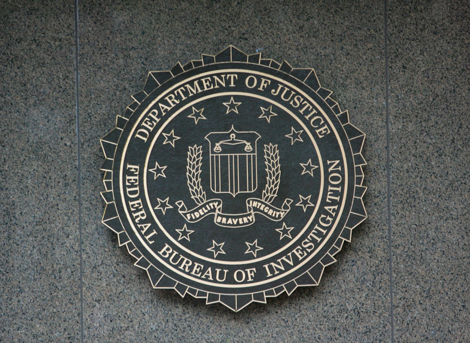 FBI Fires Agents, Dismantles Corruption Squad in Shocking GOP Spy Probe